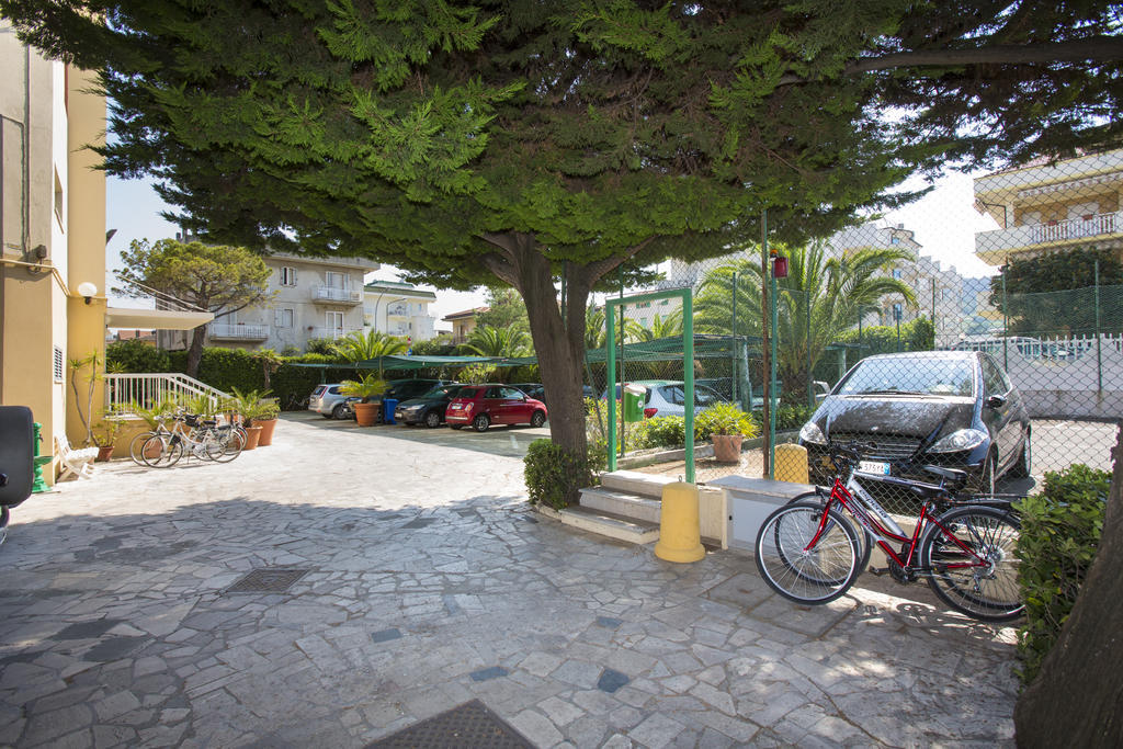 Hotel Eden Grottammare Exterior foto